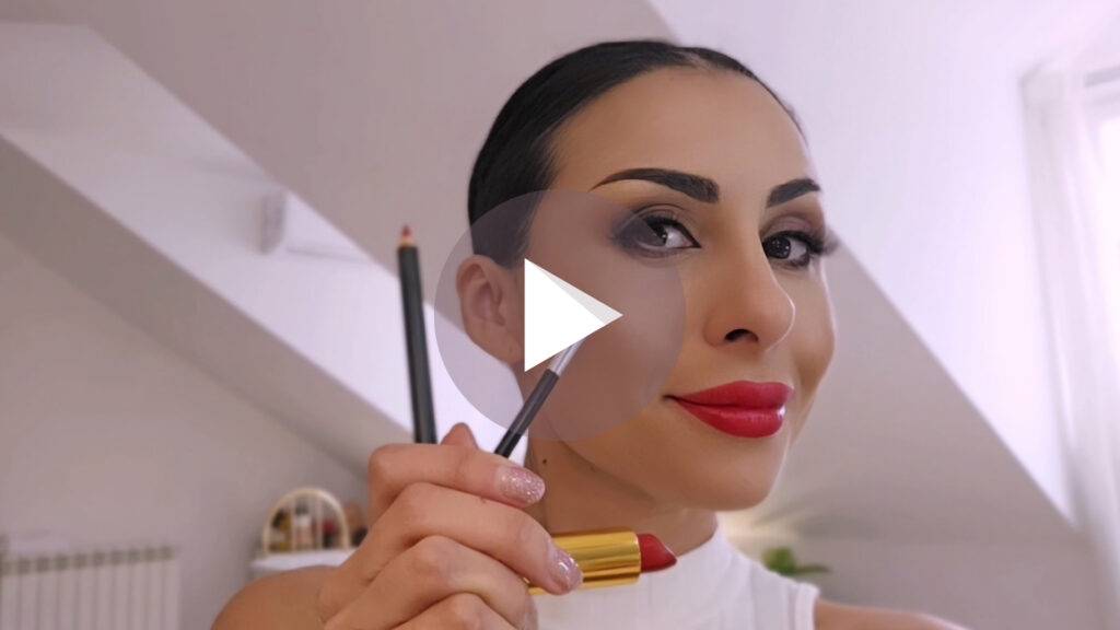 Dibuja unos labios femeninos